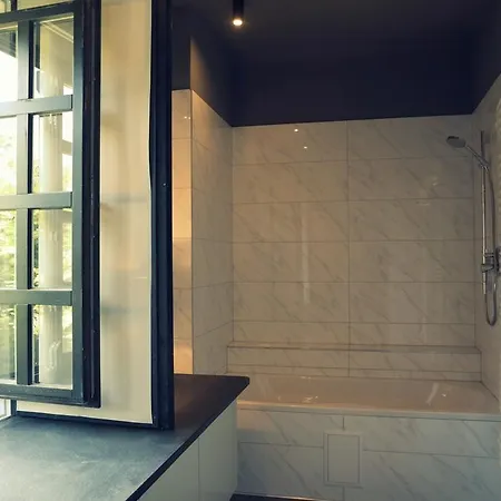 Holiday House Roka Iskola Swimming Pool & Sauna - Vosproperties Holiday home